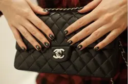 Chanel香奈儿为了整合买家秀 专门开了个社交账号