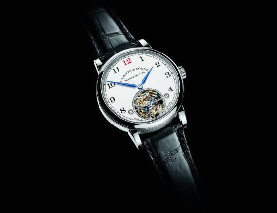 朗格推出了这款特别版腕表，限量发行100枚！