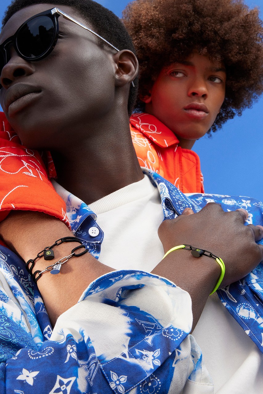 Louis Vuitton x UNICEF 推出由 Virgil Abloh 设计的新款 Silver Lockit 手链